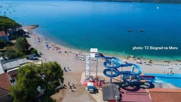 Apartments Tomic Biograd Na Moru Luaran gambar